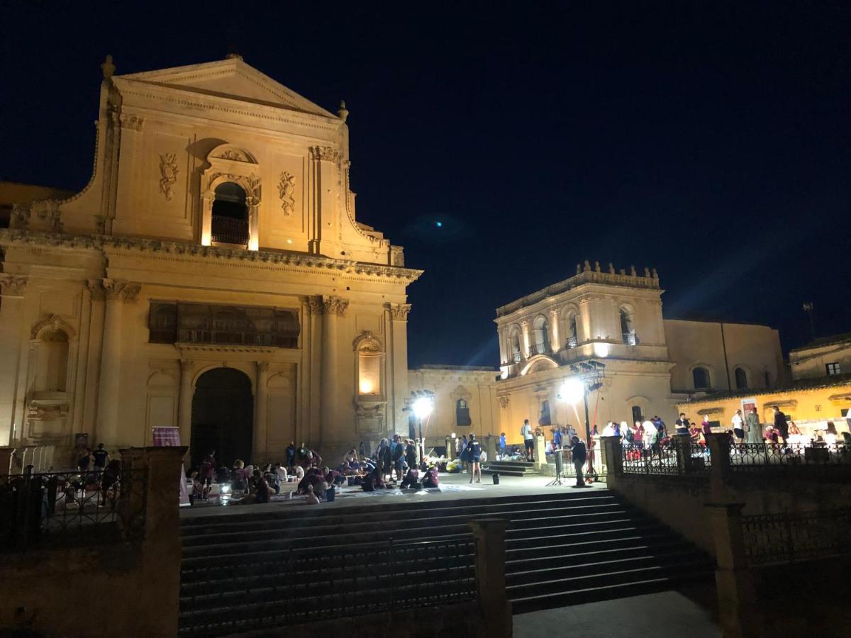 Tannur Del Carmine Villa โนโต ภายนอก รูปภาพ