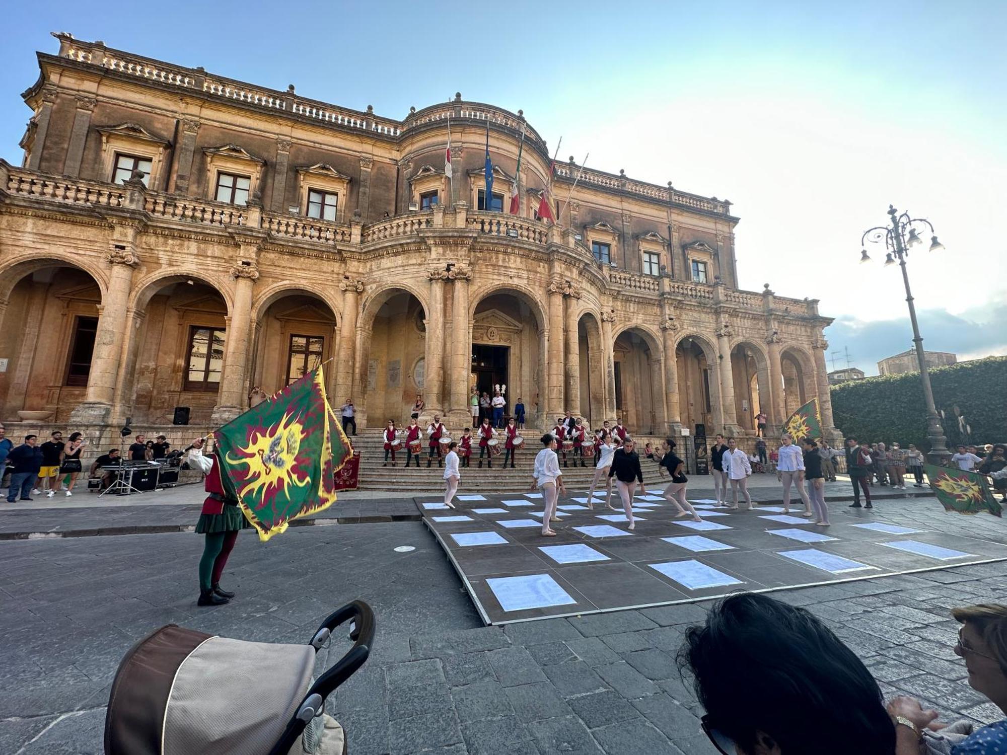 Tannur Del Carmine Villa โนโต ภายนอก รูปภาพ